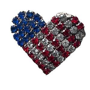 WOMEN'S USA PATRIOTIC AMERICAN FLAG CRYSTAL HEART BROOCH LAPEL PIN, 1.5"